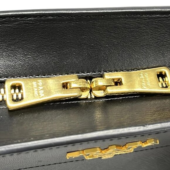 Auth PRADA - Black Saffiano Leather Shoulder Bag - Picture 12 of 15